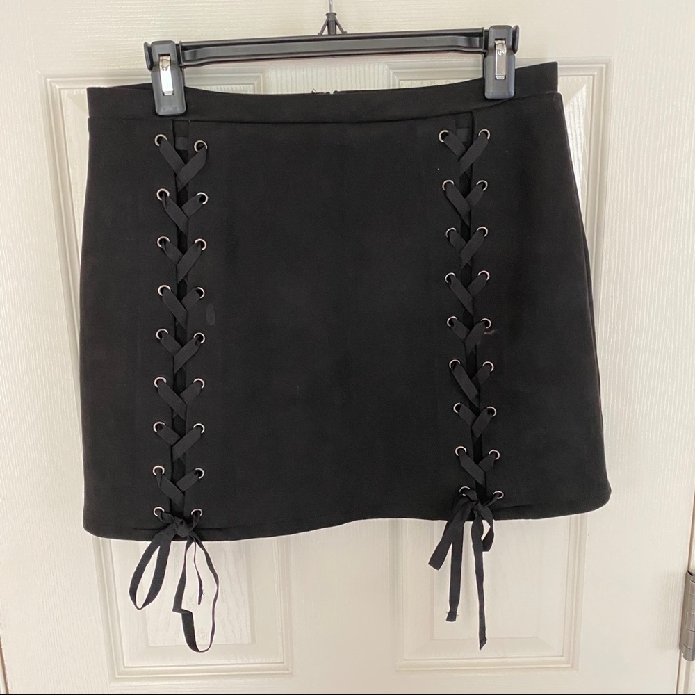 Fashion Nova Black Mini Skirt Velvet - Size Medium